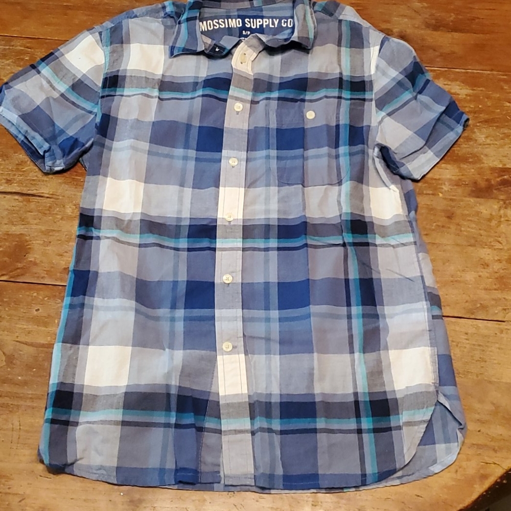 Mossimo Supply Co Small button down casual shirt